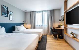 Отель Hilton Garden Inn Bucharest Airport Отопень Двухместный номер с 2 отдельными кроватями-4